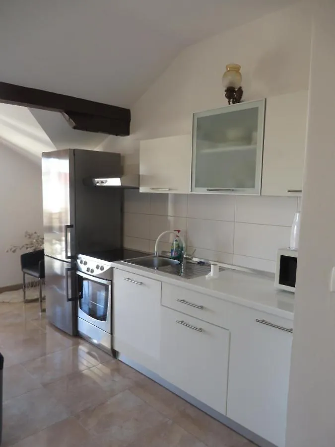 Apartments Tonka Pakoštane Chorvatsko