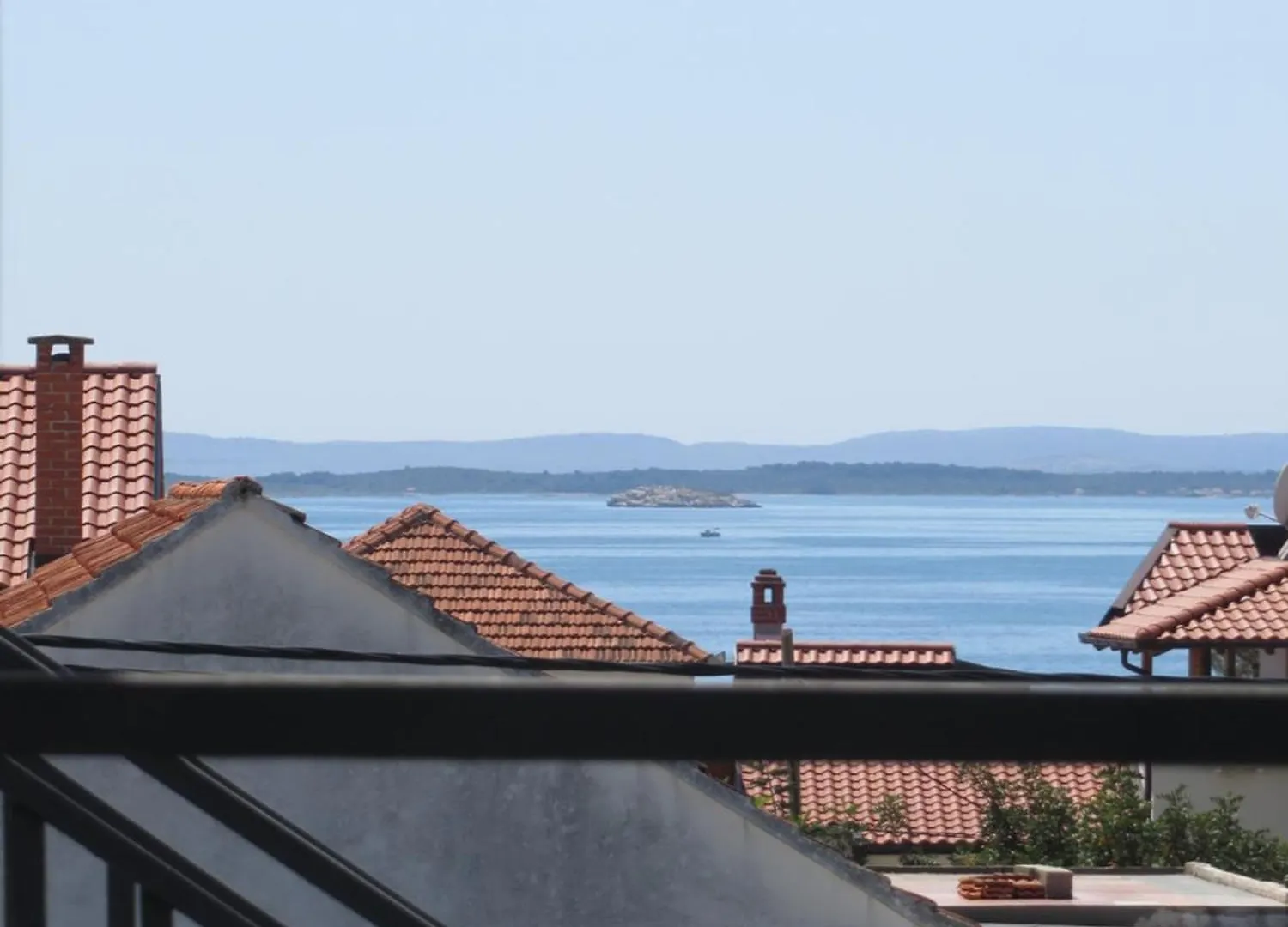 Apartments Tonka Pakoštane