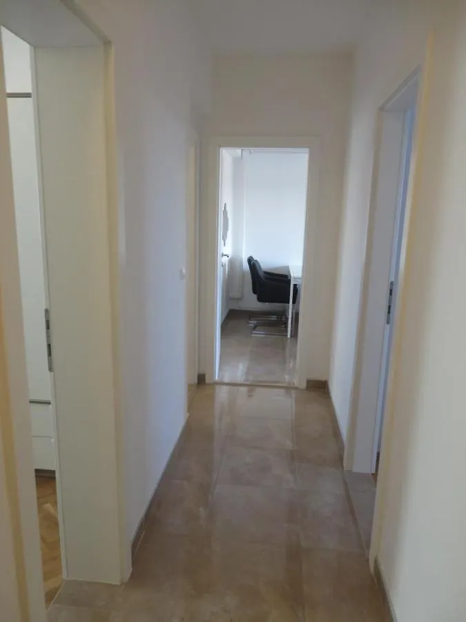Apartments Tonka Pakostane